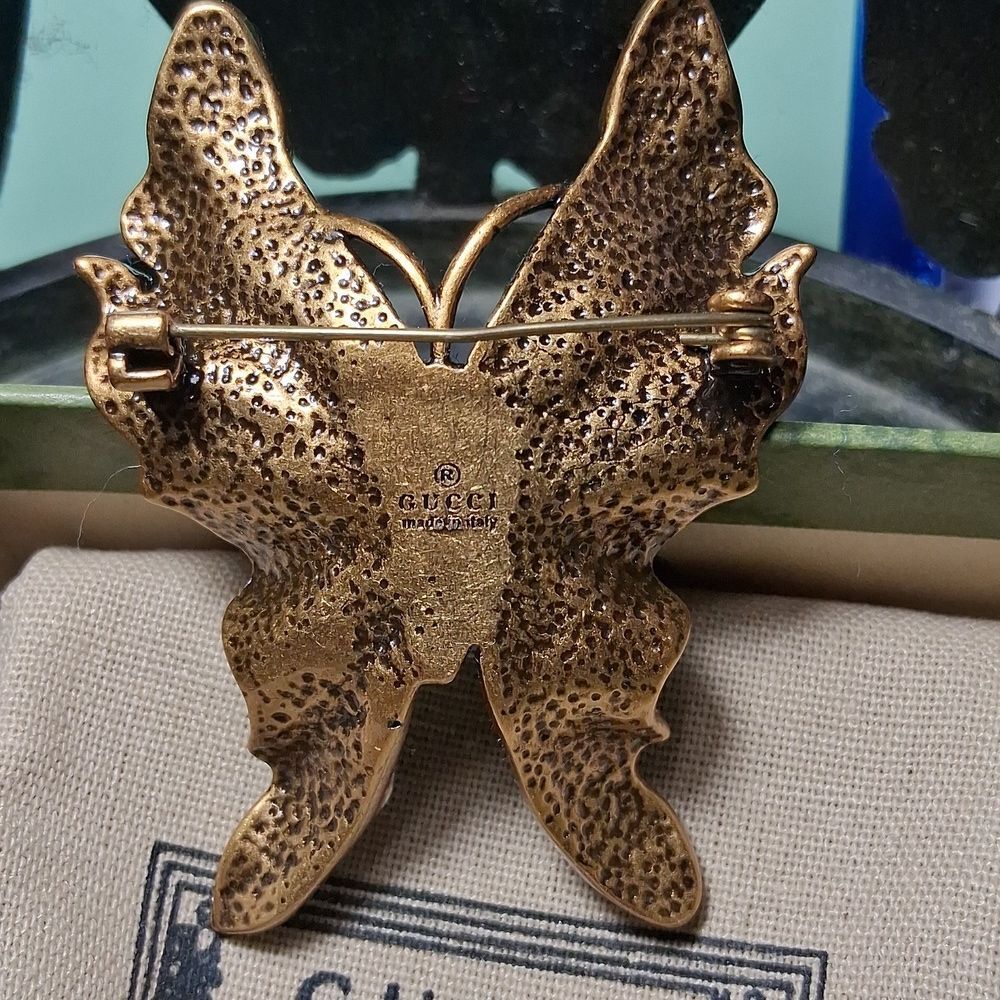 SOLD Gucci Gold and Silver Butterfly Brooch - Picture 8 of 14